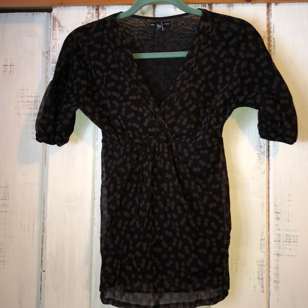 Flattering Vneck blouse. Dressy